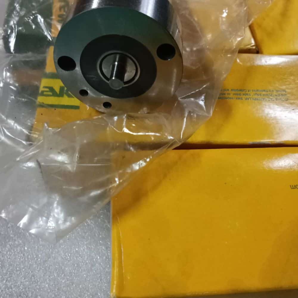 MAK M25 engine NOZZLE spare part for sale