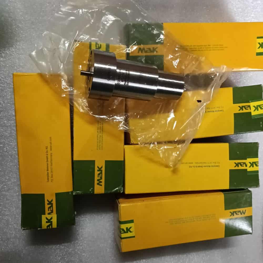 MAK M25 engine NOZZLE spare part for sale 01