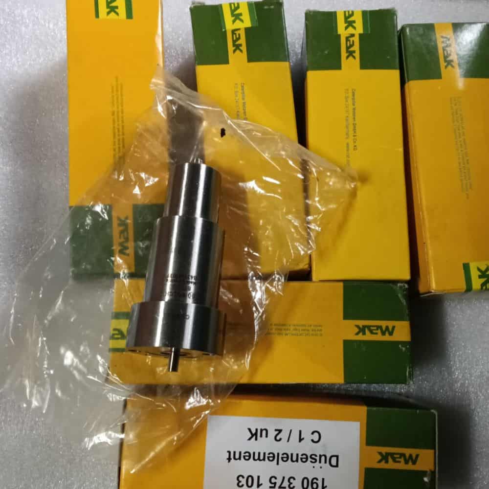 MAK M25 engine NOZZLE spare part for sale 02