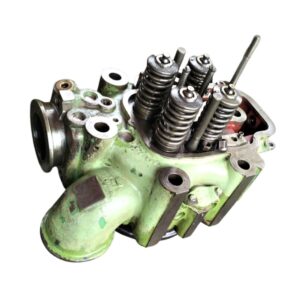 MAK 9M32 Cylinder head