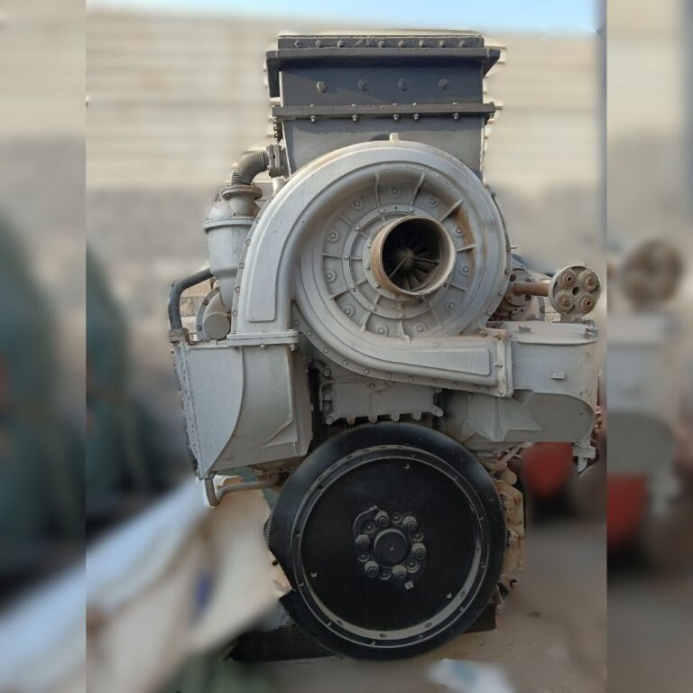 Used EMD 12‑645‑E3 locomotive diesel engine