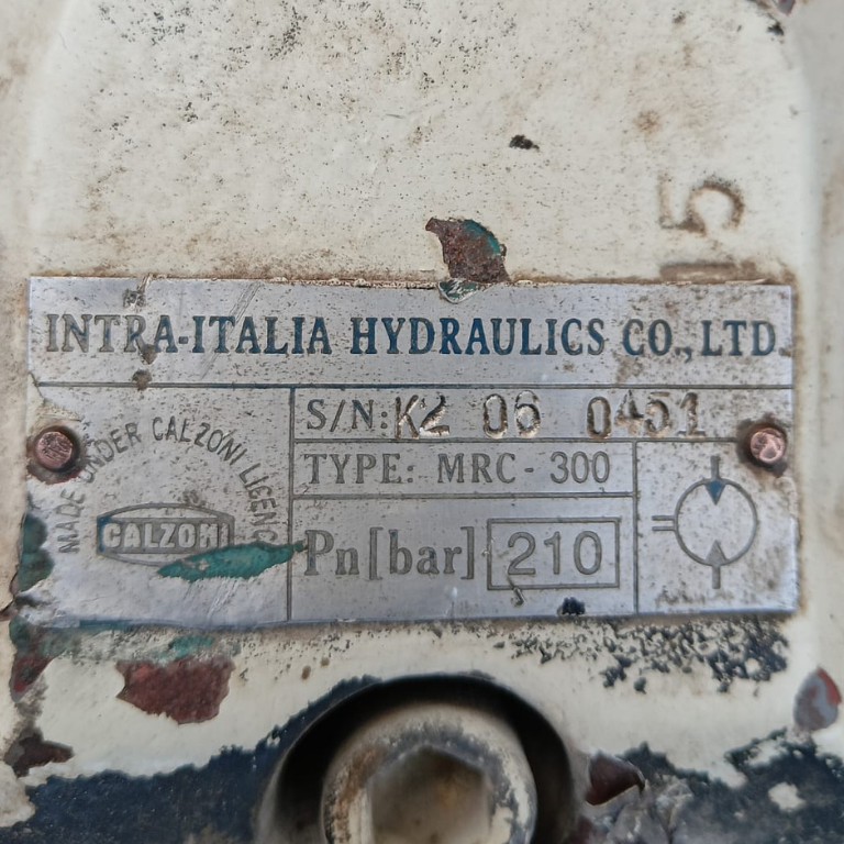 MRC-300 Hydraulic Winch Motors (4) MRC‑300 Hydraulic Winch Motor